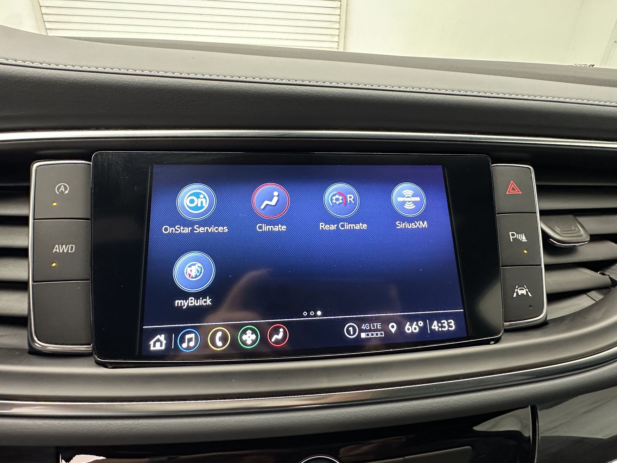 Certified 2023 Buick Enclave Essence w/ Sport Touring Edition AWD/4WD image 20