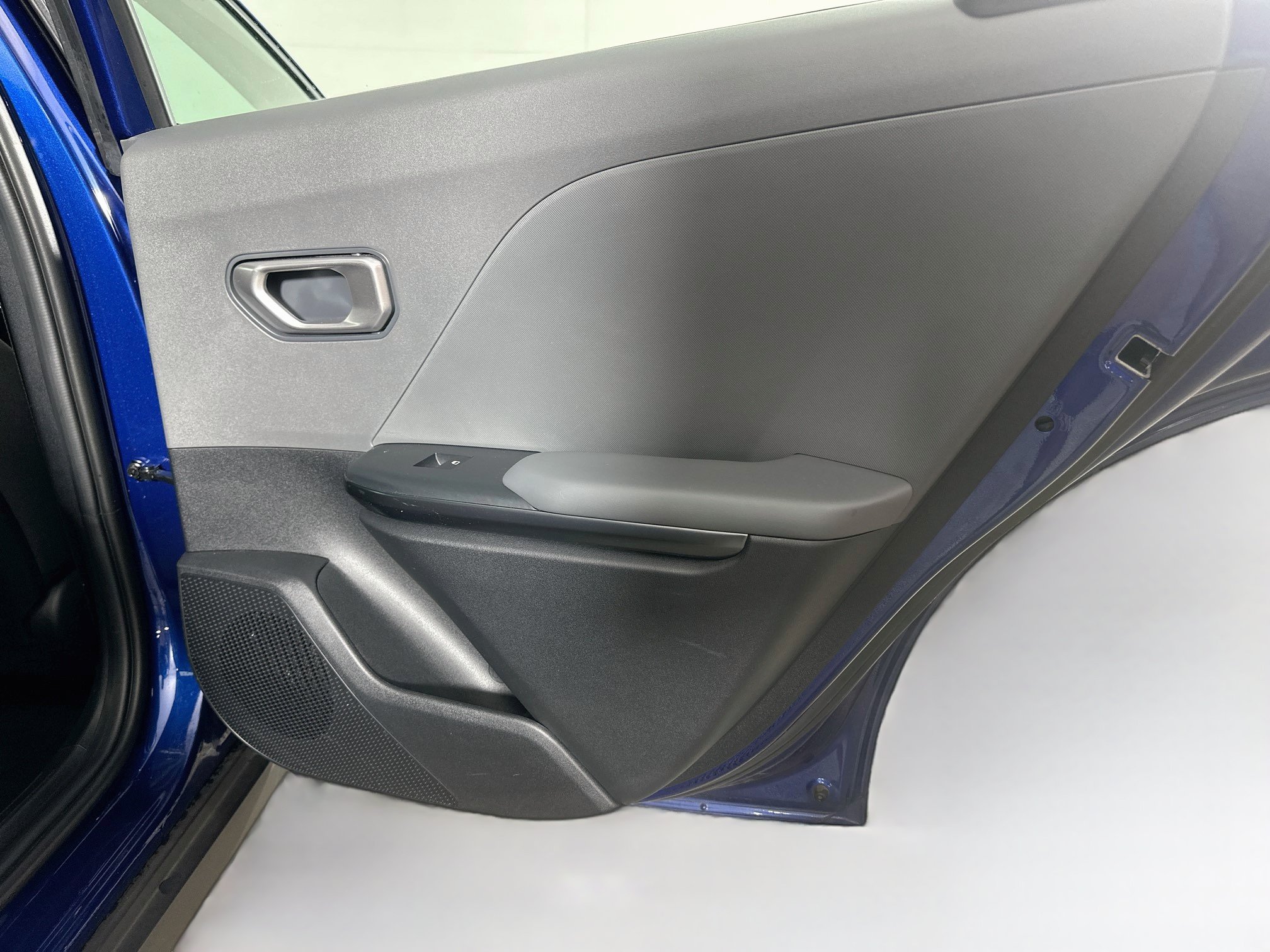 Used 2025 Kia K4 FWD image 28