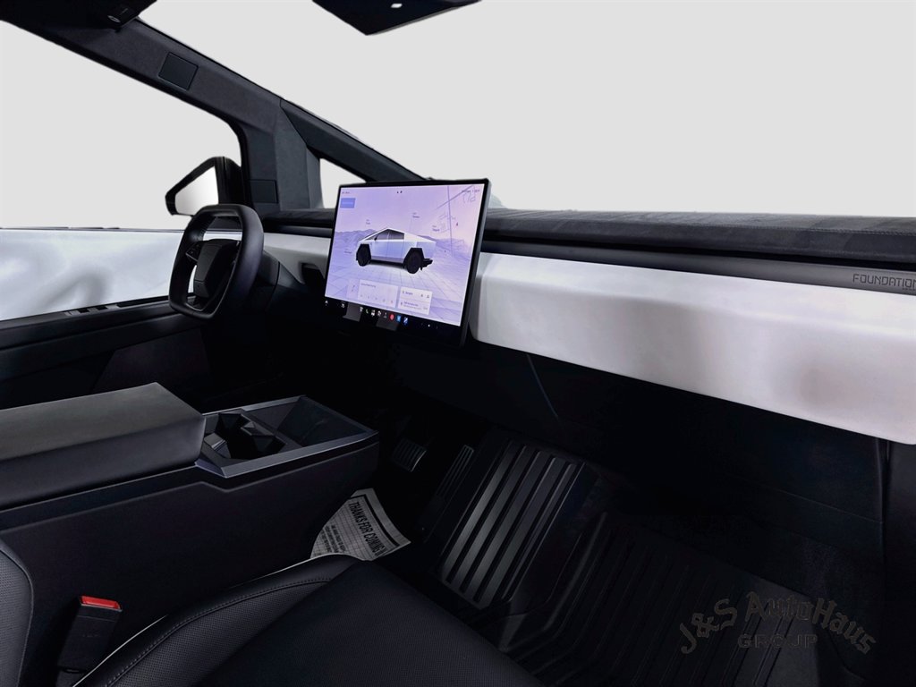Used 2024 Tesla Cybertruck Cyberbeast AWD/4WD image 37