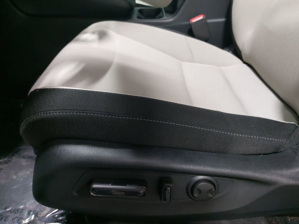 Used 2023 Honda CR-V EX image 28