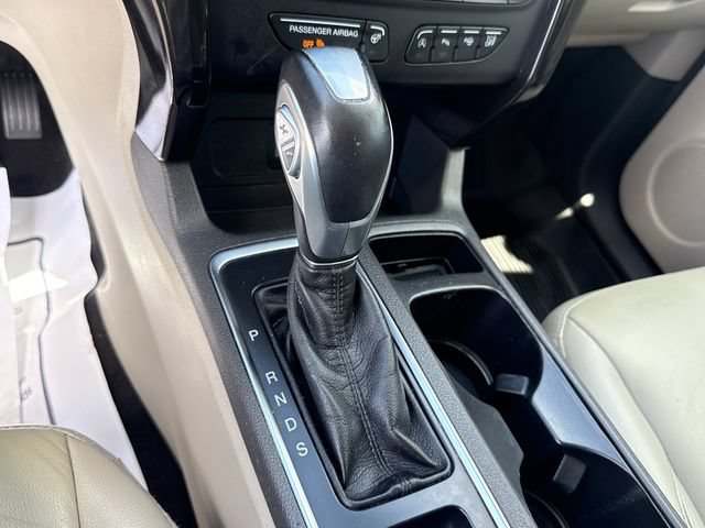Used 2019 Ford Escape Titanium w/ U0J03 - Titanium Tow Package FWD image 34