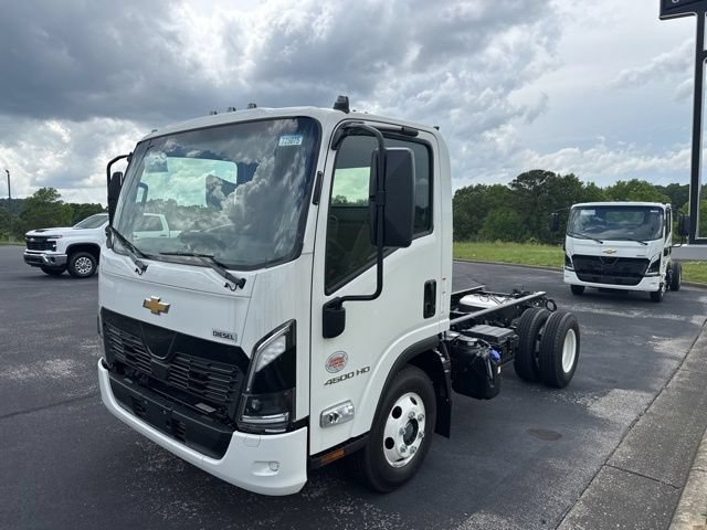 New 2025 Chevrolet Low Cab Forward 4500 XD RWD image 2
