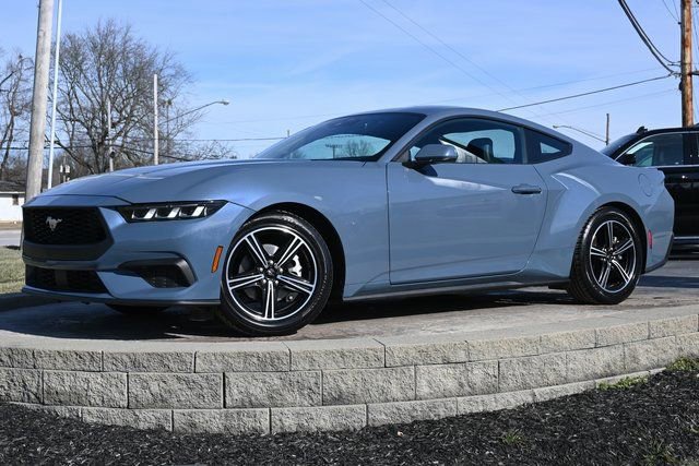 Used 2024 Ford Mustang Premium image 1