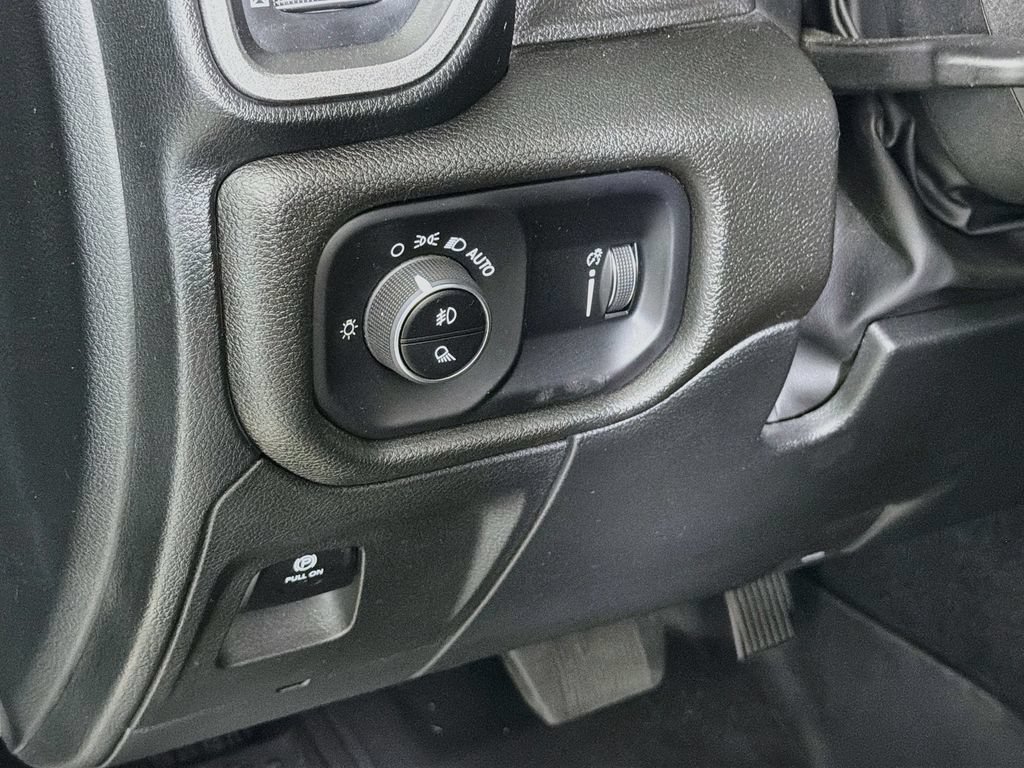 Used 2025 RAM 1500 Tradesman w/ Night Edition RWD image 13
