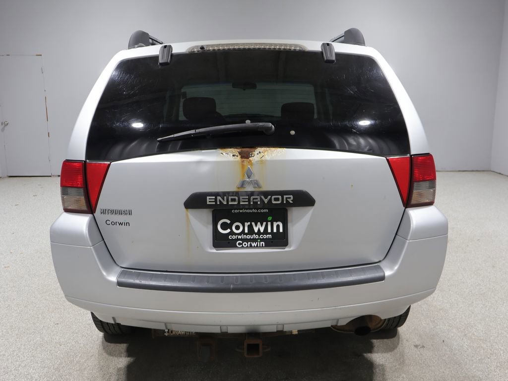 Used 2008 Mitsubishi Endeavor LS AWD/4WD image 3