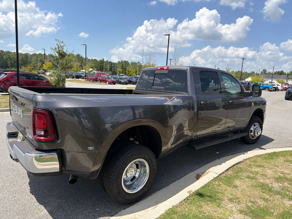 Used 2026 RAM 3500 Tradesman AWD/4WD image 10