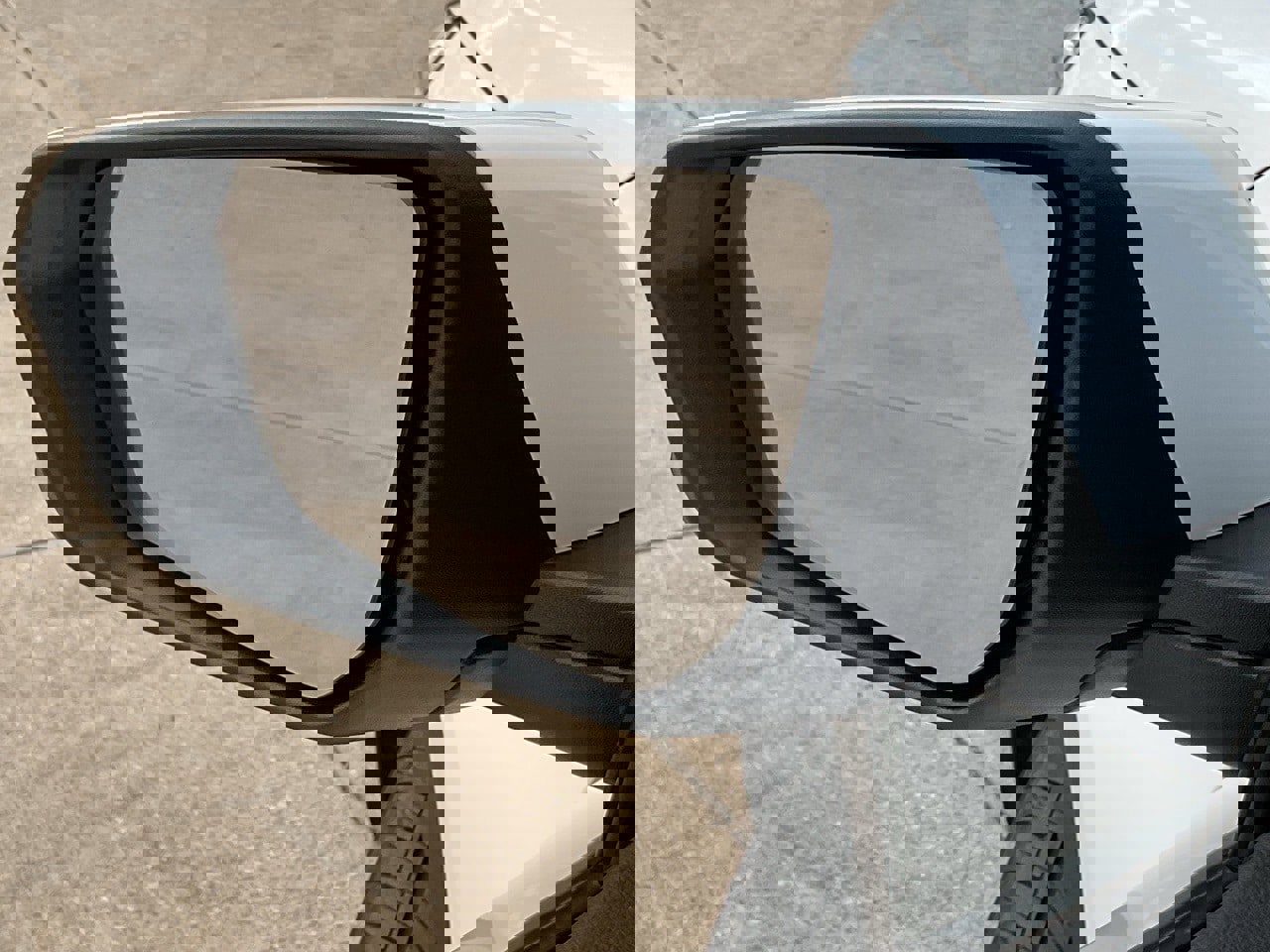 Used 2024 GMC Terrain SLE image 11