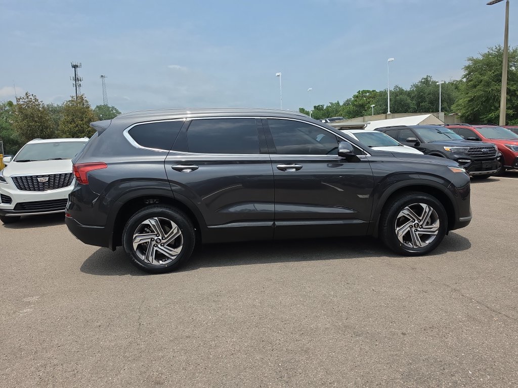 Used 2023 Hyundai Santa Fe SEL FWD image 9