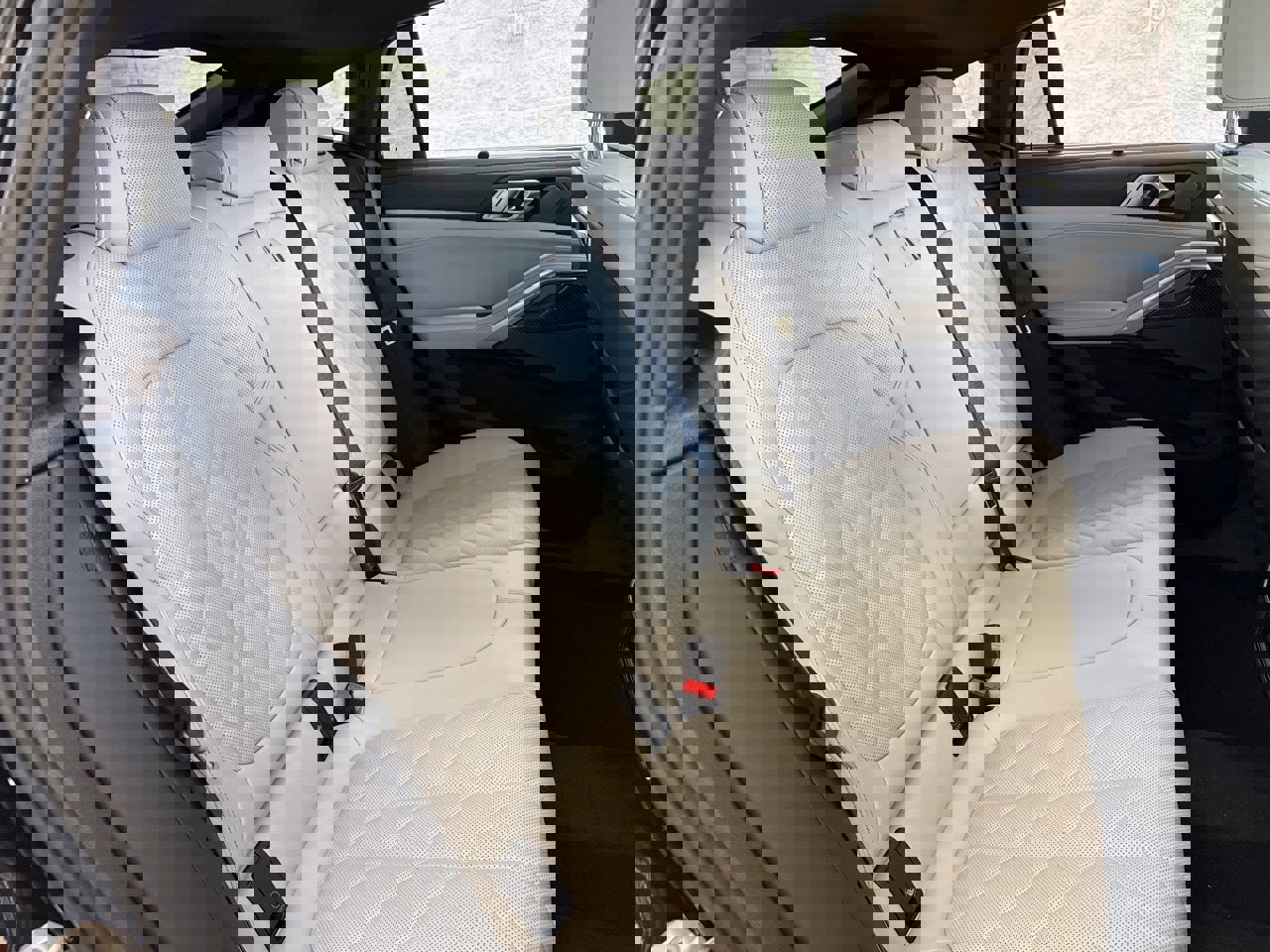 New 2026 BMW X6 M60i image 47