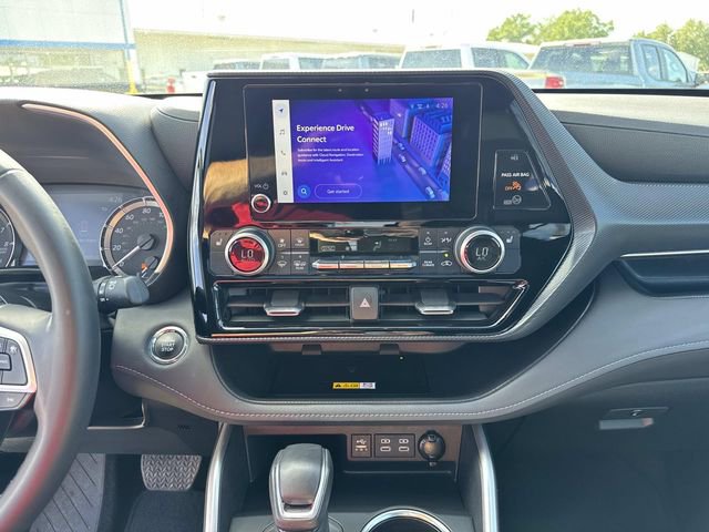 Used 2023 Toyota Highlander XSE FWD image 47