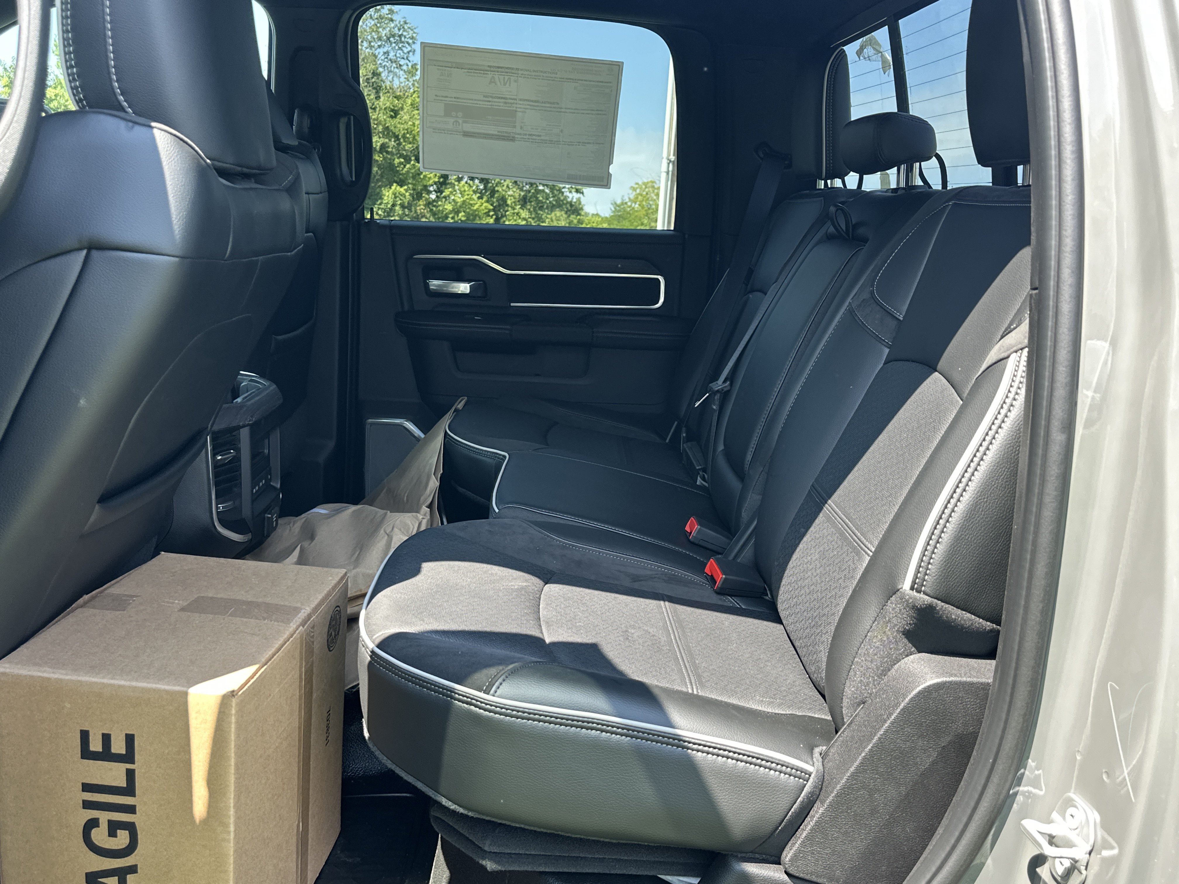 New 2026 RAM 5500 4x4 Crew Cab w/ Laramie Trim Package image 29