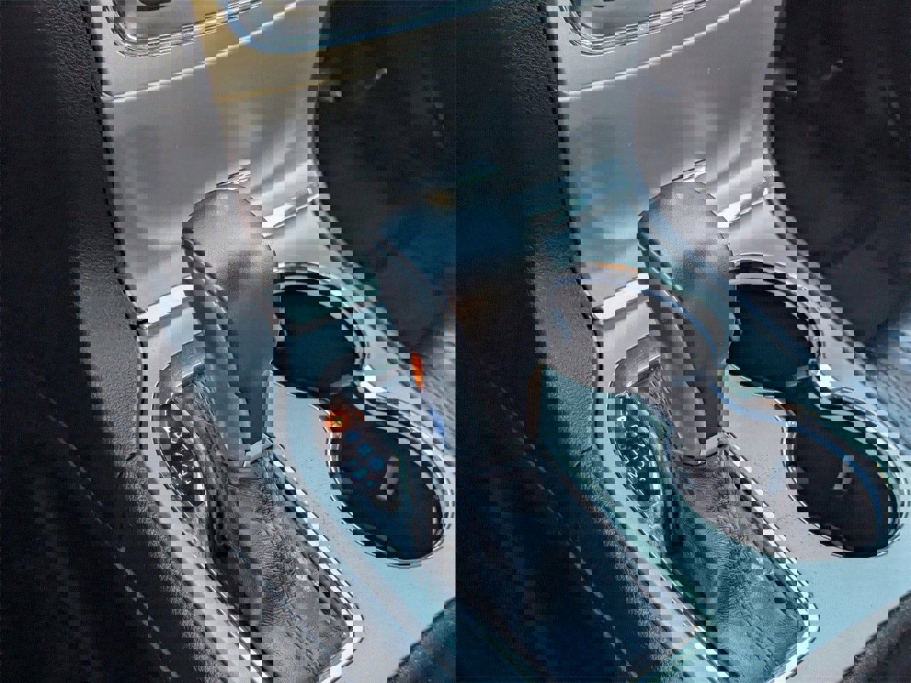 Used 2018 Jeep Grand Cherokee Limited image 27