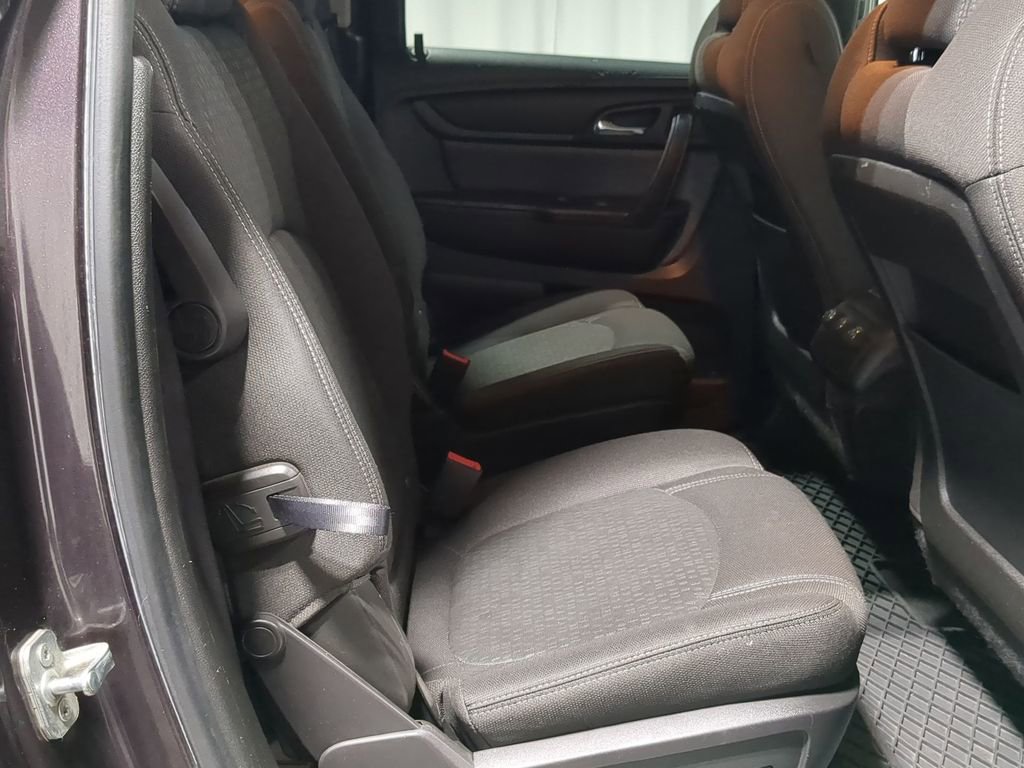 Used 2015 GMC Acadia SLE image 34