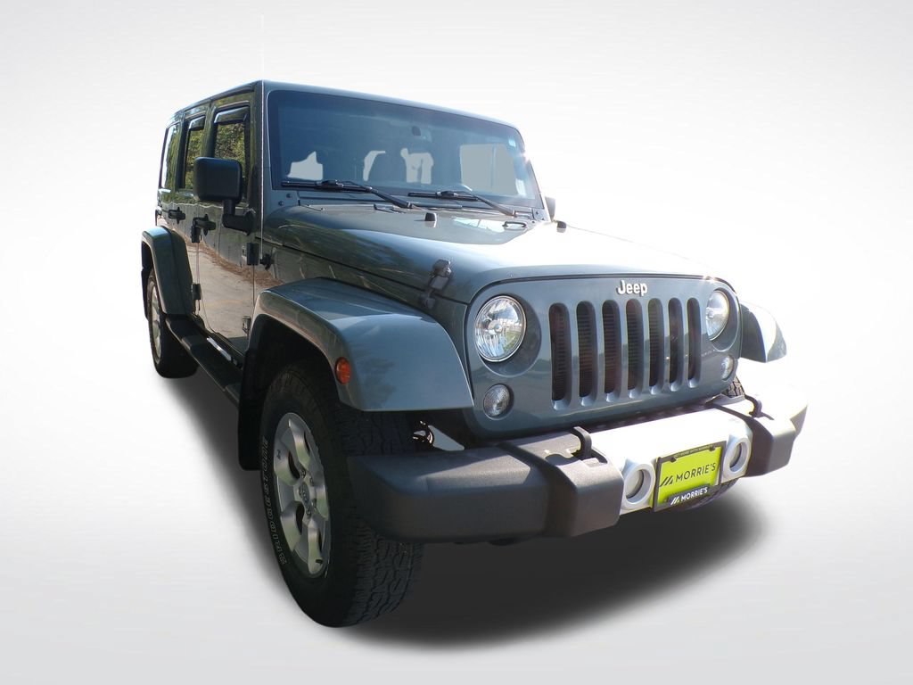 Used 2015 Jeep Wrangler Unlimited Sahara w/ Connectivity Group AWD/4WD image 9