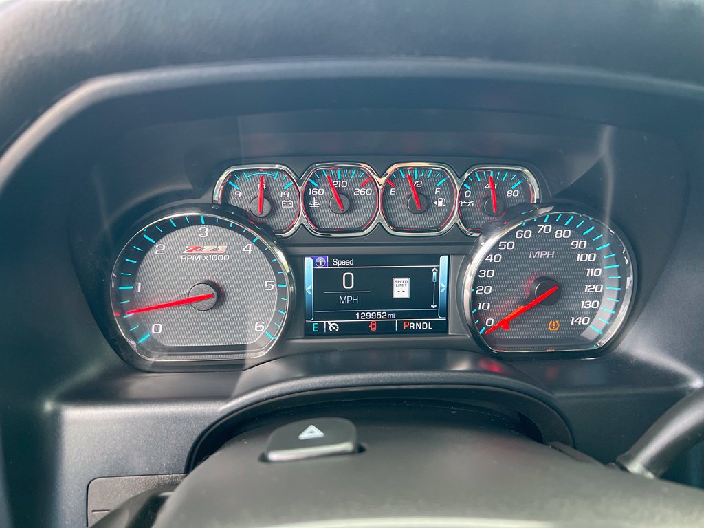 Used 2018 Chevrolet Silverado 1500 LT w/ All Star Edition AWD/4WD image 36