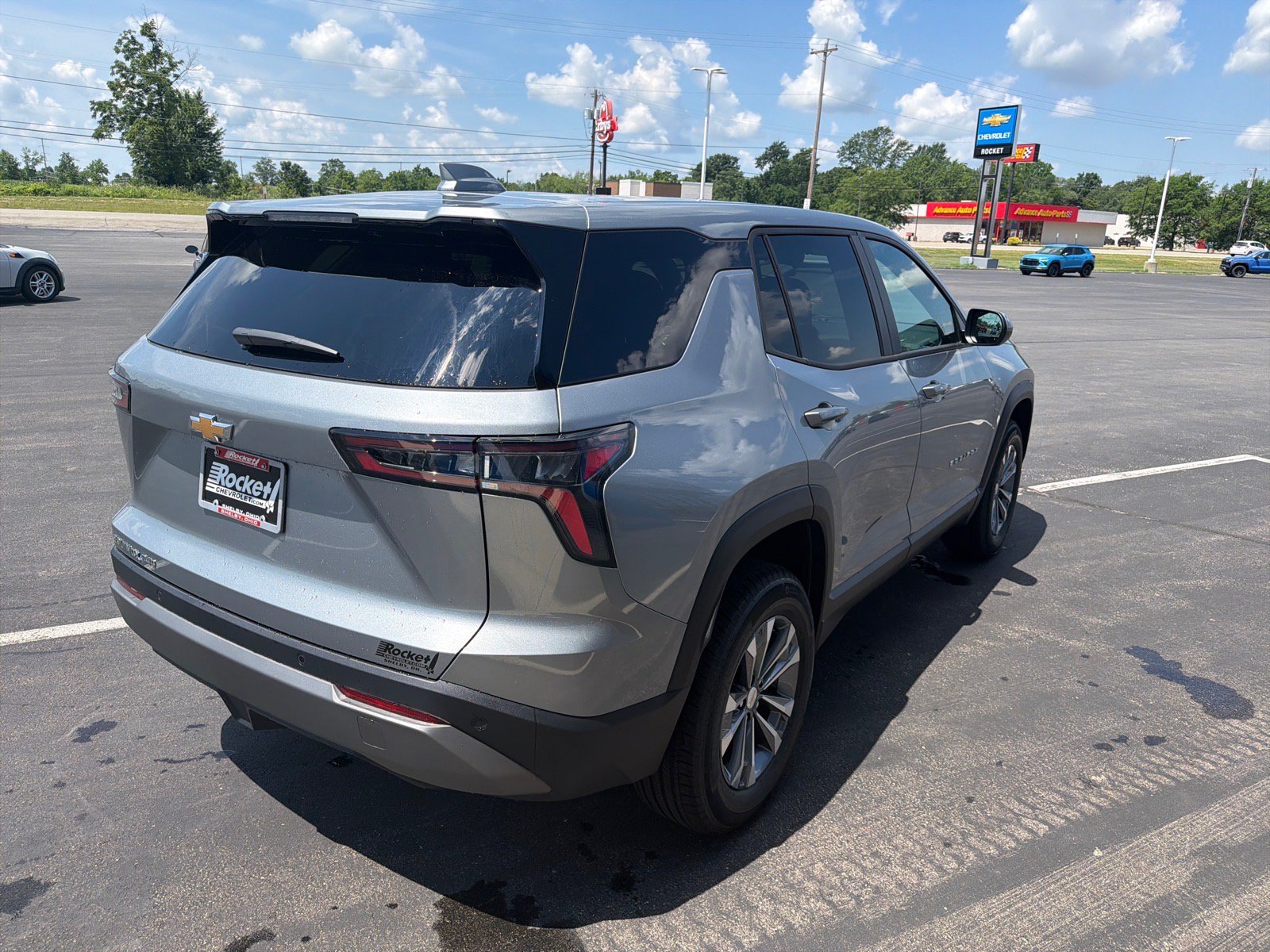 New 2027 Chevrolet Equinox LT AWD/4WD image 4