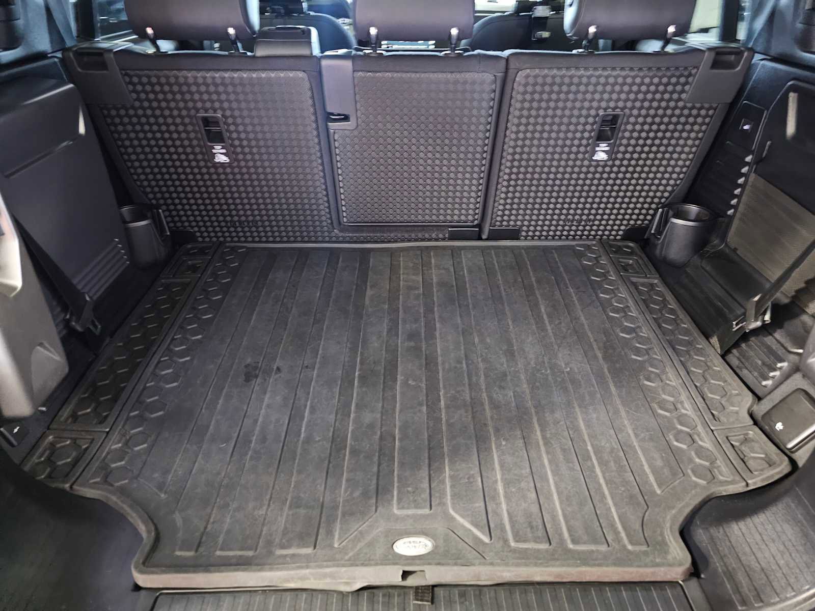 Used 2023 Land Rover Defender 110 X image 41