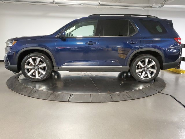 Used 2024 Honda Pilot Touring image 14