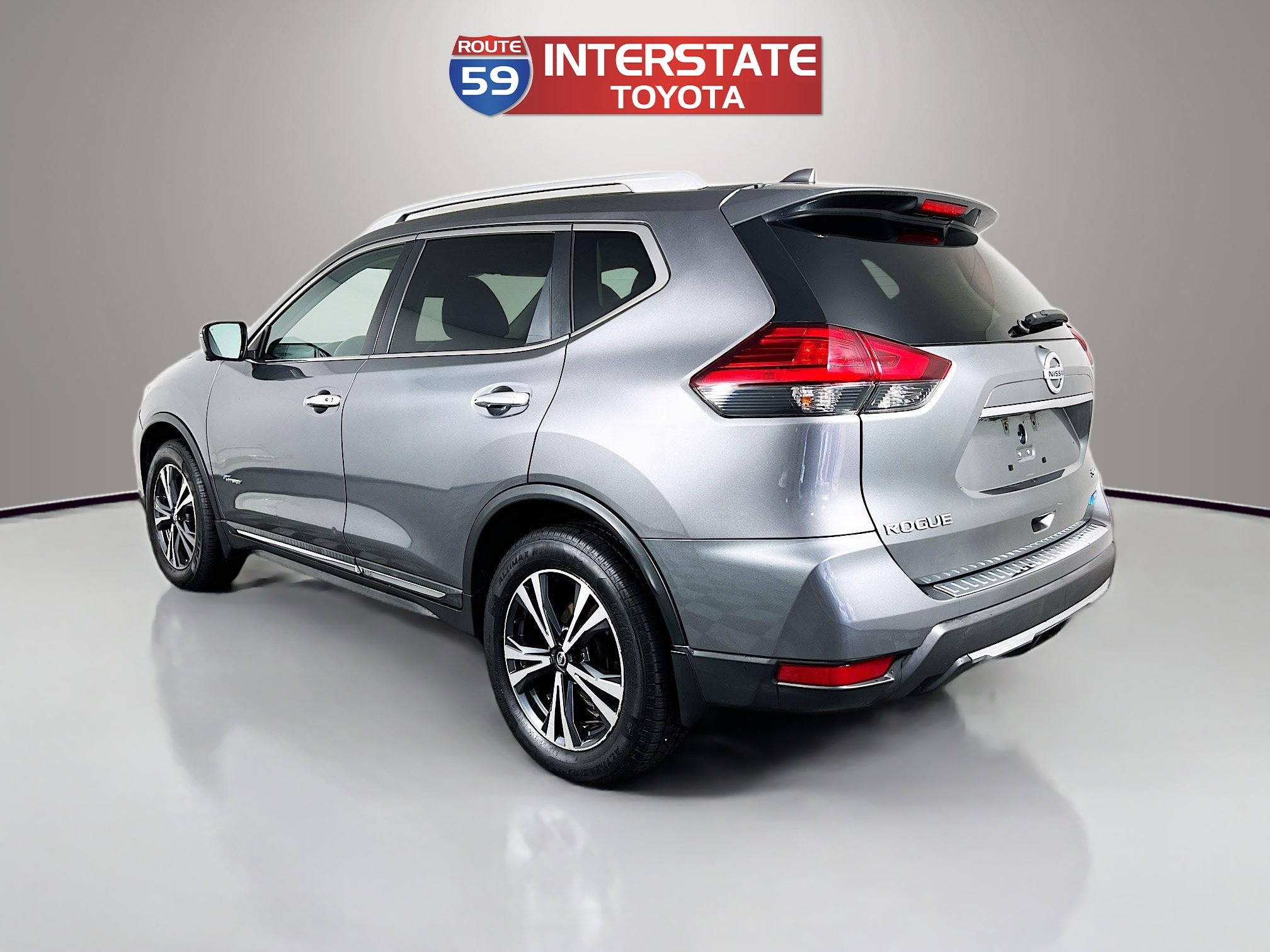 Used 2017 Nissan Rogue SL w/ SL HEV Premium Package image 5