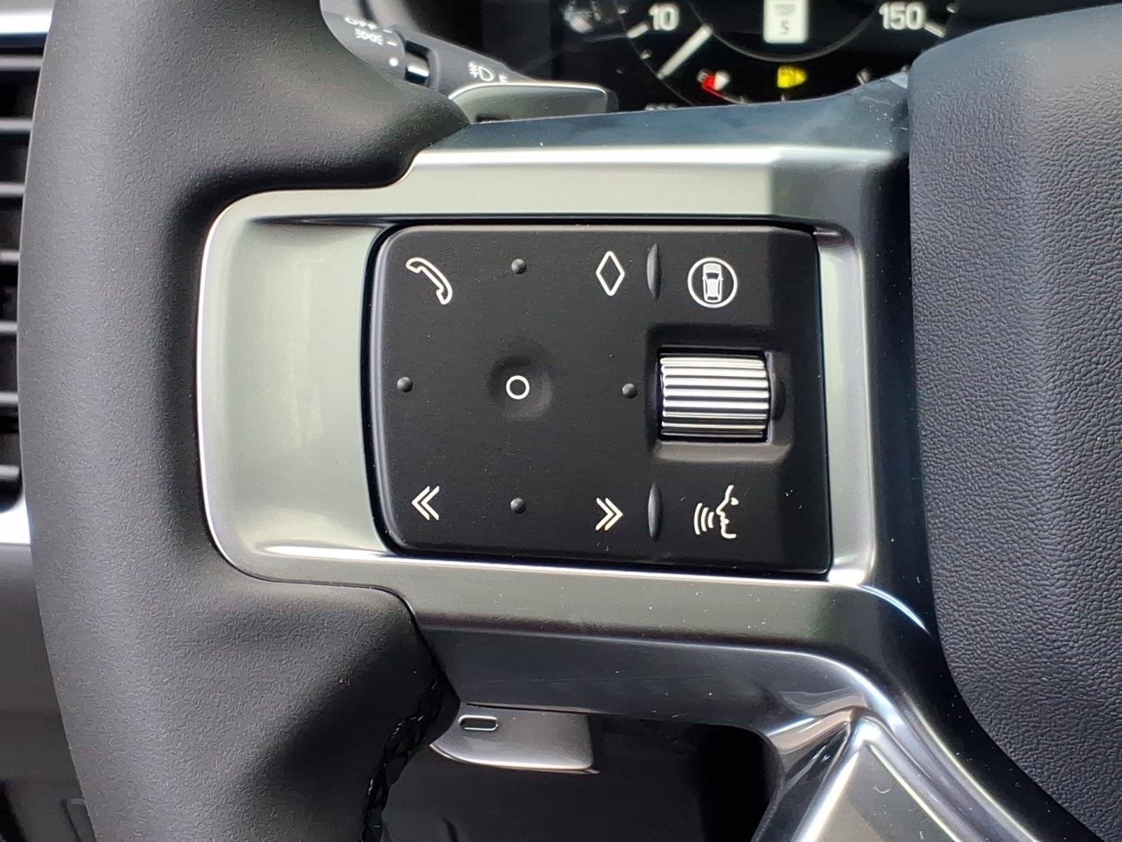 New 2026 Land Rover Discovery Dynamic SE AWD/4WD image 16