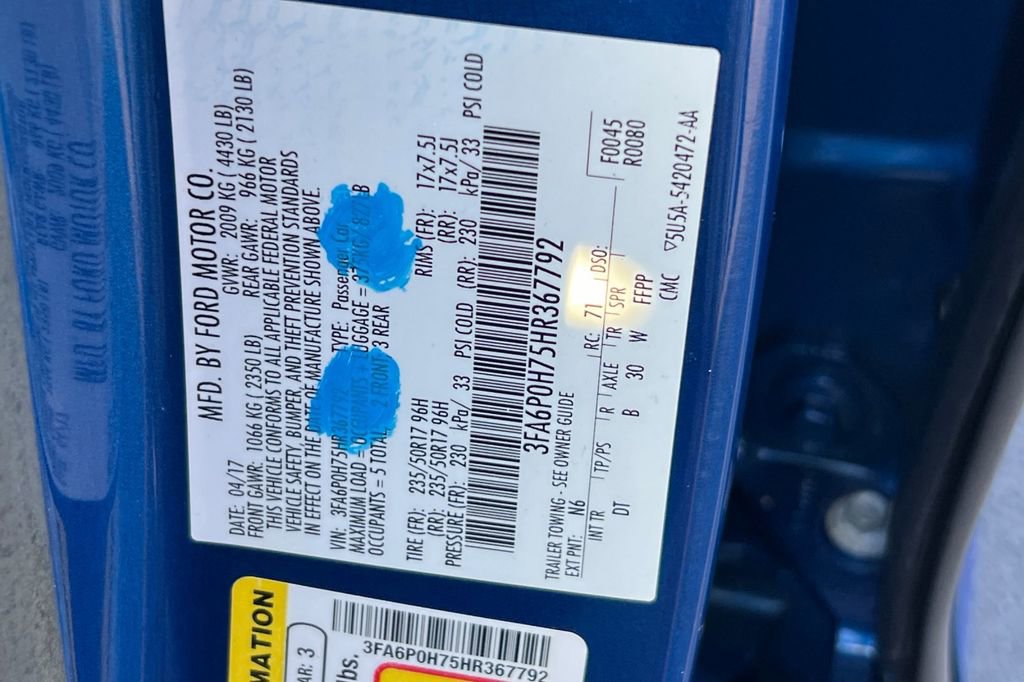 Used 2017 Ford Fusion SE w/ Fusion SE Technology Package image 31