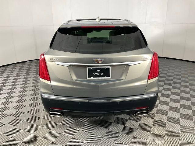 Used 2018 Cadillac XT5 Luxury w/ Driver Awareness Package image 5