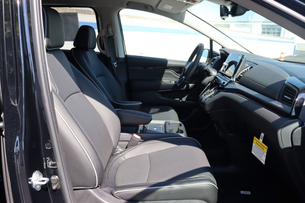 Certified 2026 Honda Odyssey Elite image 23