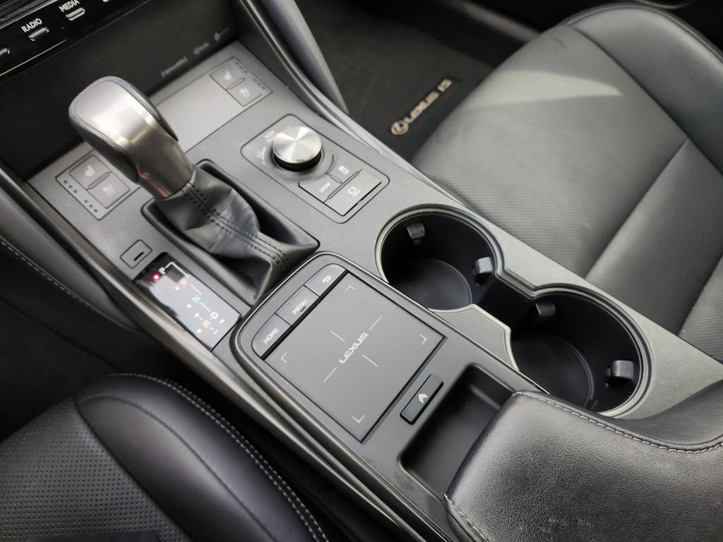 Used 2022 Lexus IS 300 w/ Premium Package RWD image 23