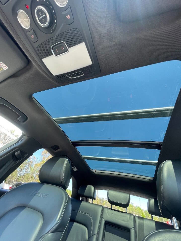 Used 2015 Audi SQ5 Premium Plus w/ Technology Package AWD/4WD image 31