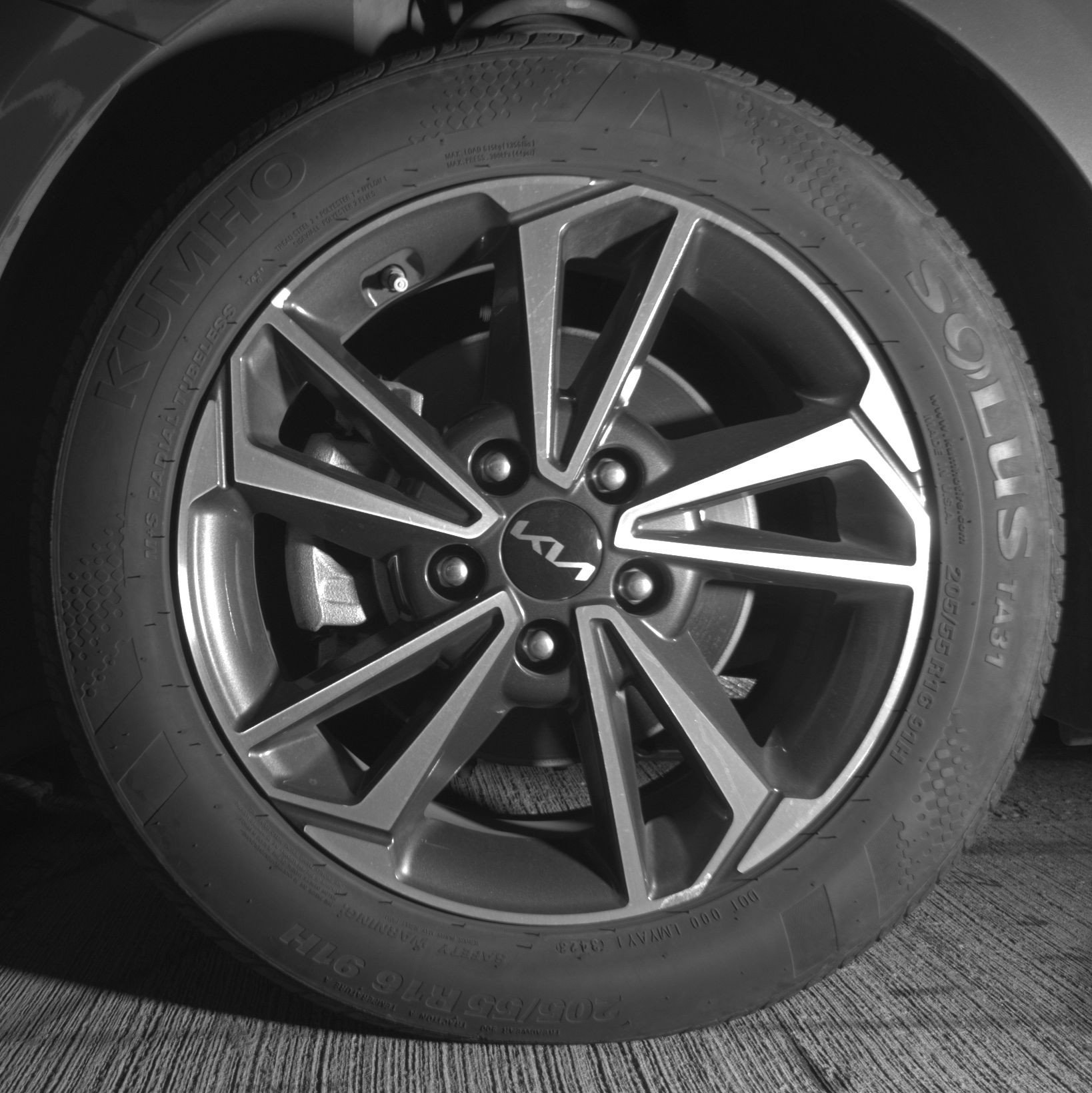 Used 2024 Kia Forte LXS FWD image 12