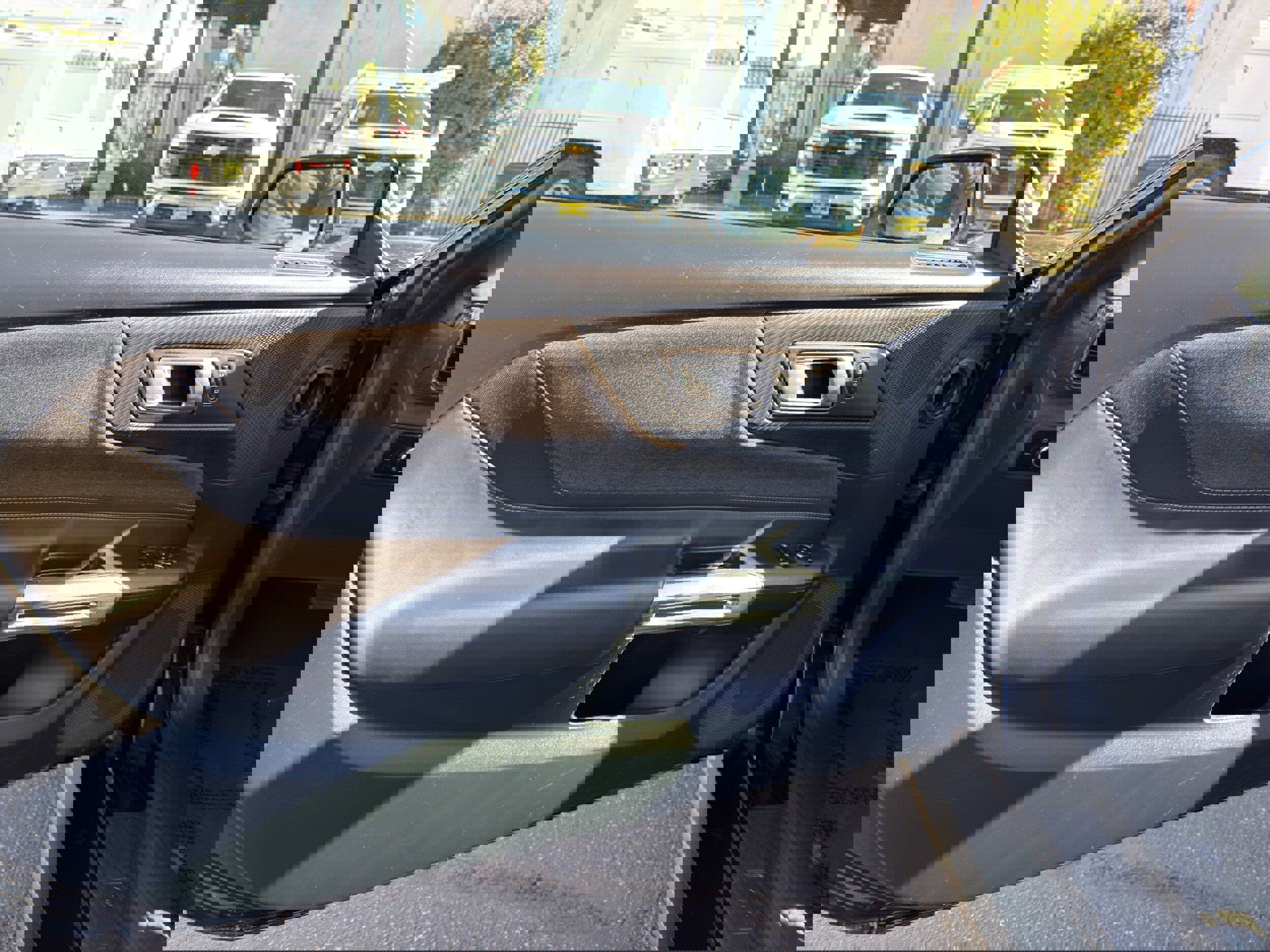 Used 2024 Ford Mustang Ecoboost image 16