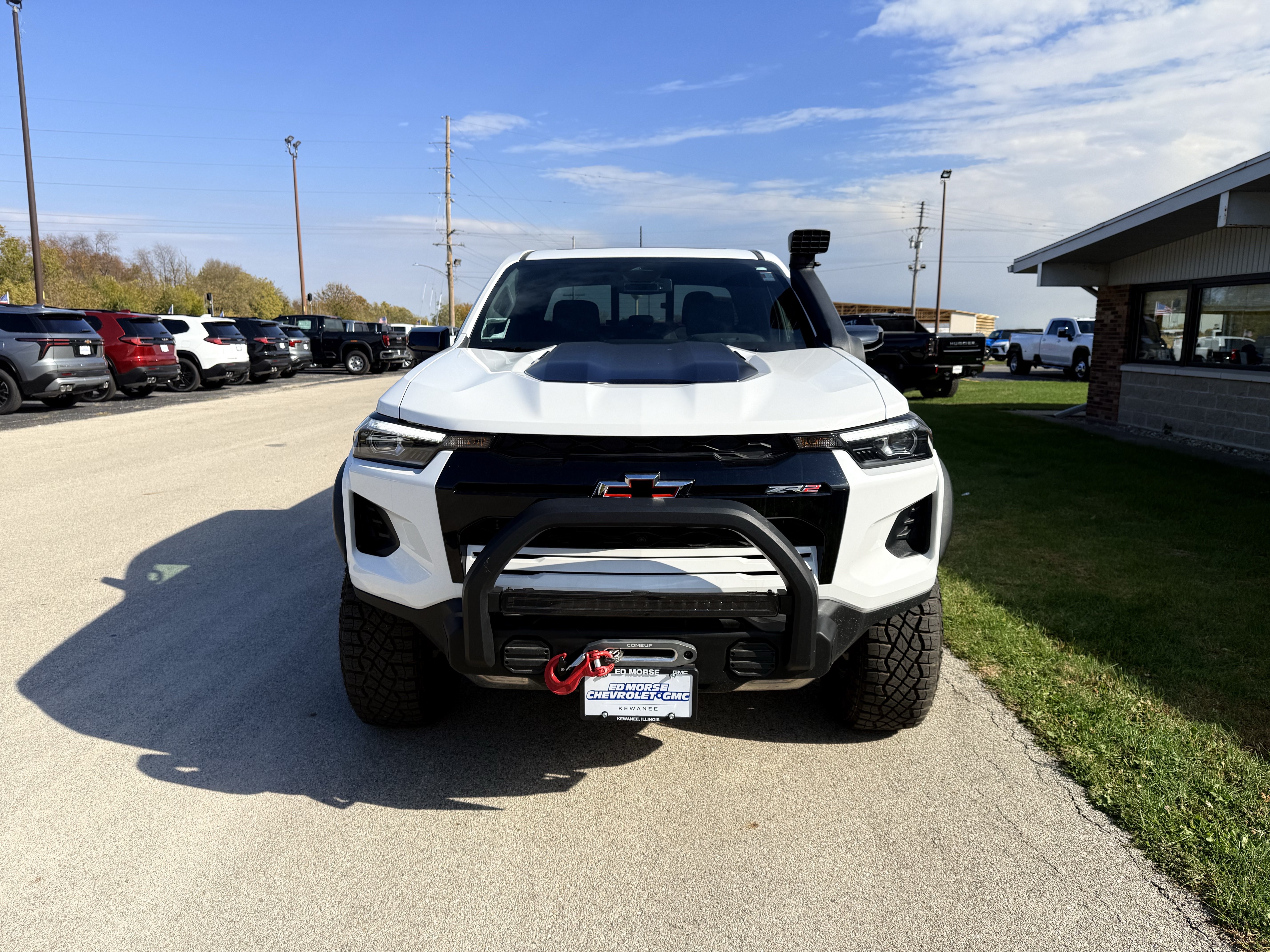 New 2025 Chevrolet Colorado ZR2 w/ Off-Road Front Bumper Package AWD/4WD image 12