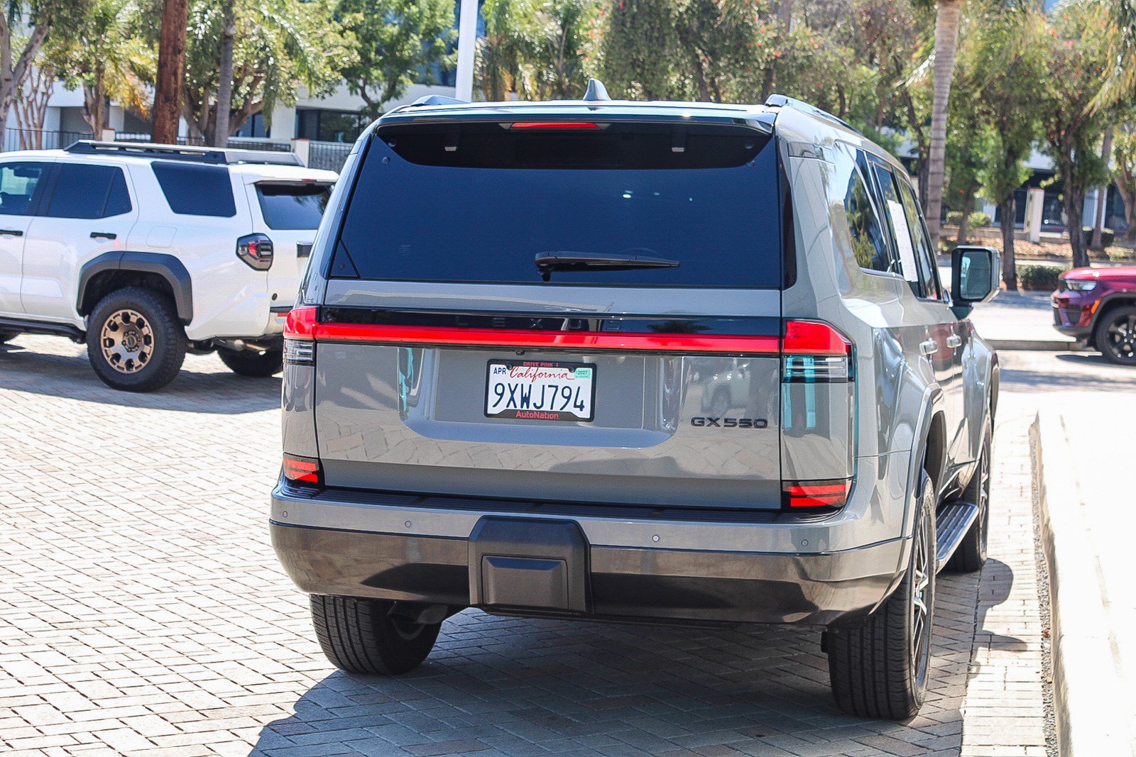 Used 2026 Lexus GX 550 w/ Accessory Package (2T) AWD/4WD image 7