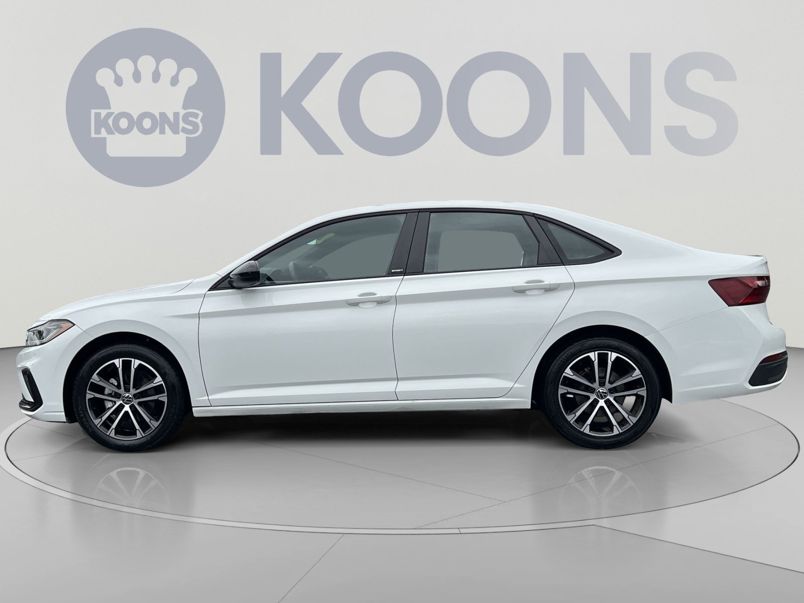 Used 2025 Volkswagen Jetta Sport FWD image 5