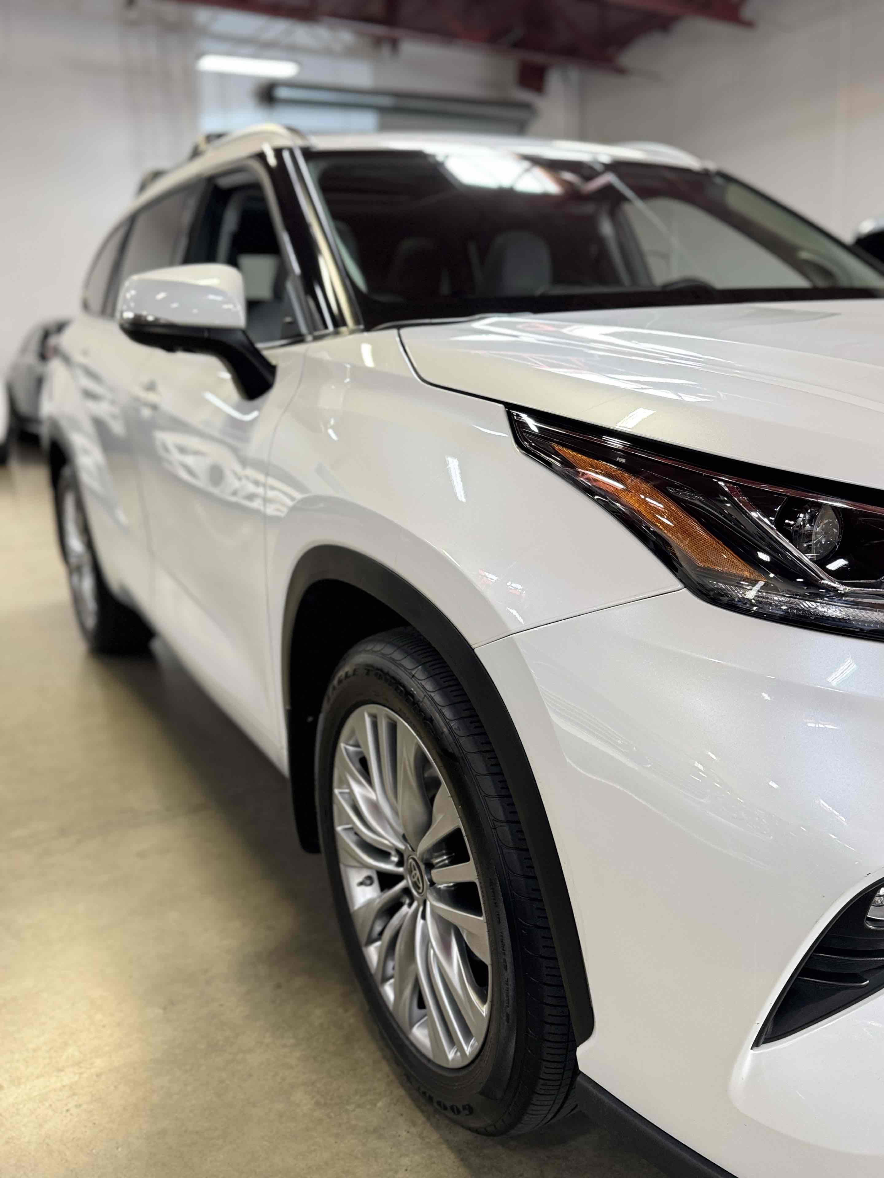 Used 2023 Toyota Highlander Platinum image 62