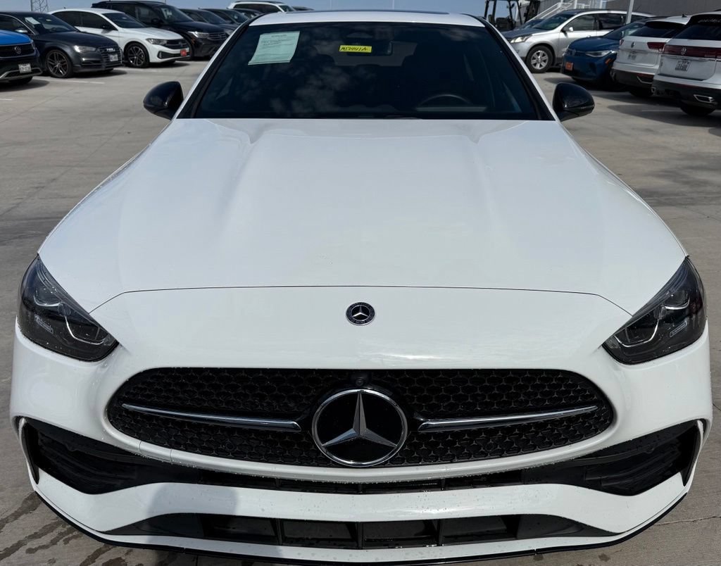 Used 2024 Mercedes-Benz C 300 Sedan image 4