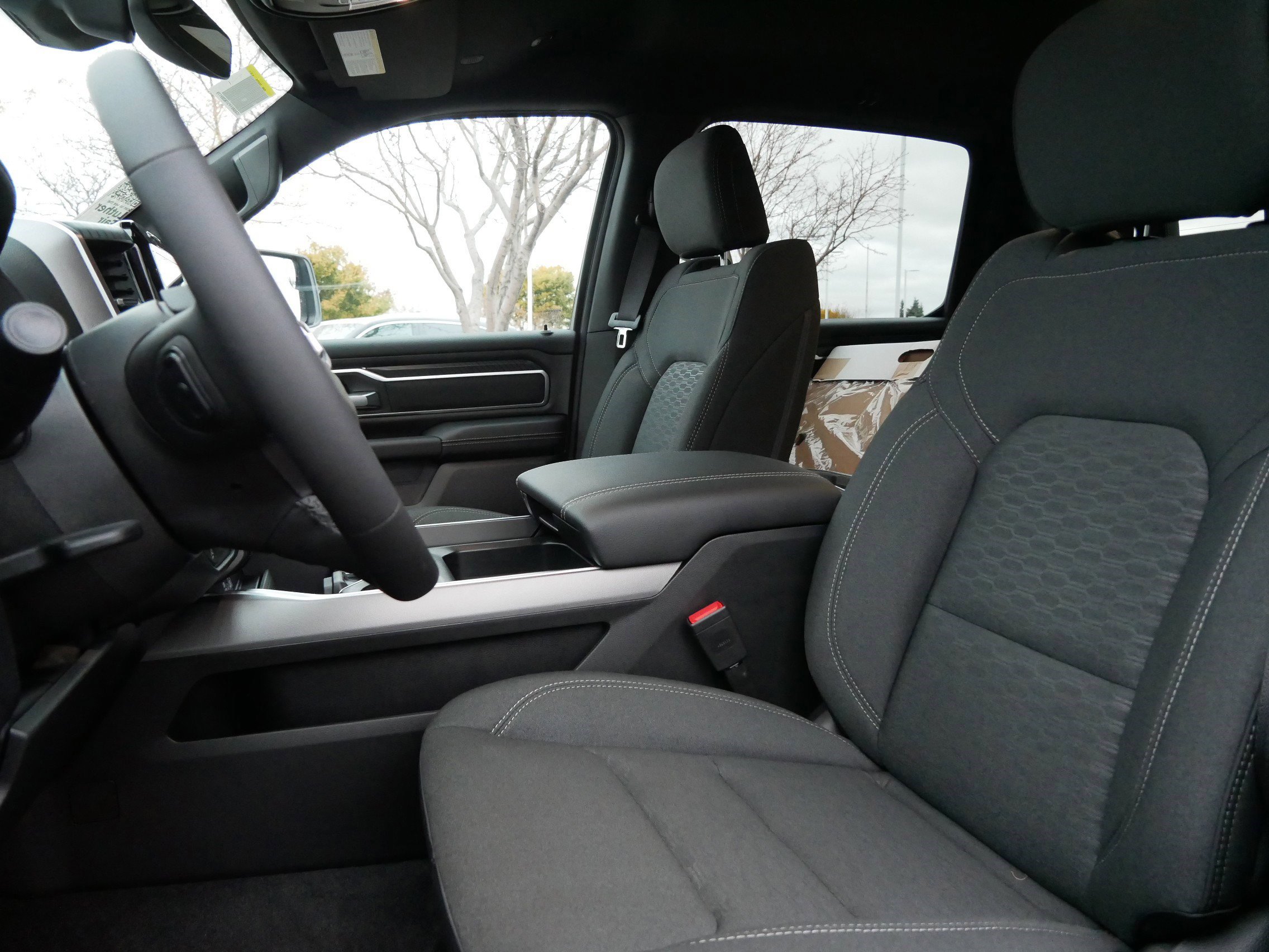 New 2026 RAM 1500 Big Horn AWD/4WD image 9