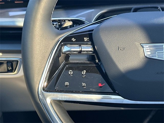 Used 2026 Cadillac Vistiq Luxury image 7