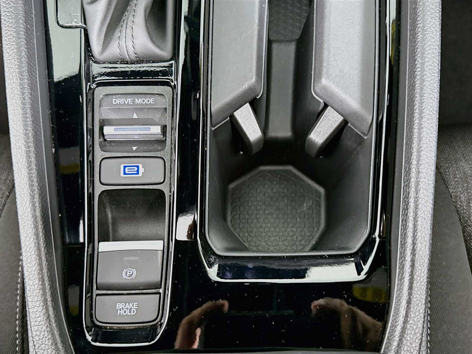 Certified 2024 Honda Accord Sport image 21