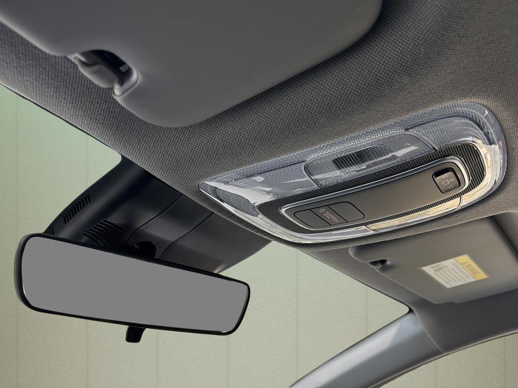 Used 2025 Hyundai Elantra Sport FWD image 30