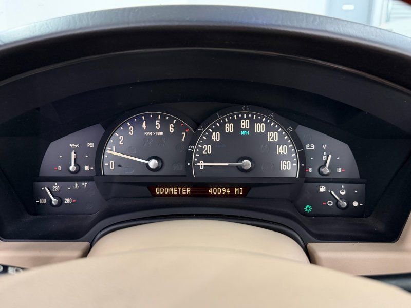 Used 2008 Cadillac XLR RWD image 28