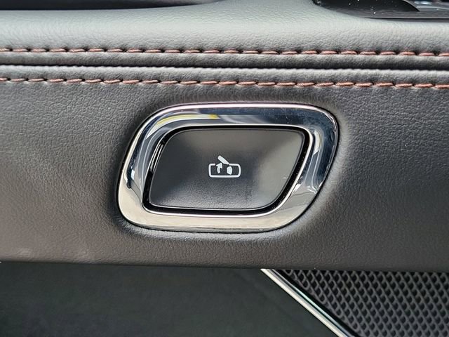 Certified 2024 Lincoln Aviator 2WD w/ Premium Package image 29