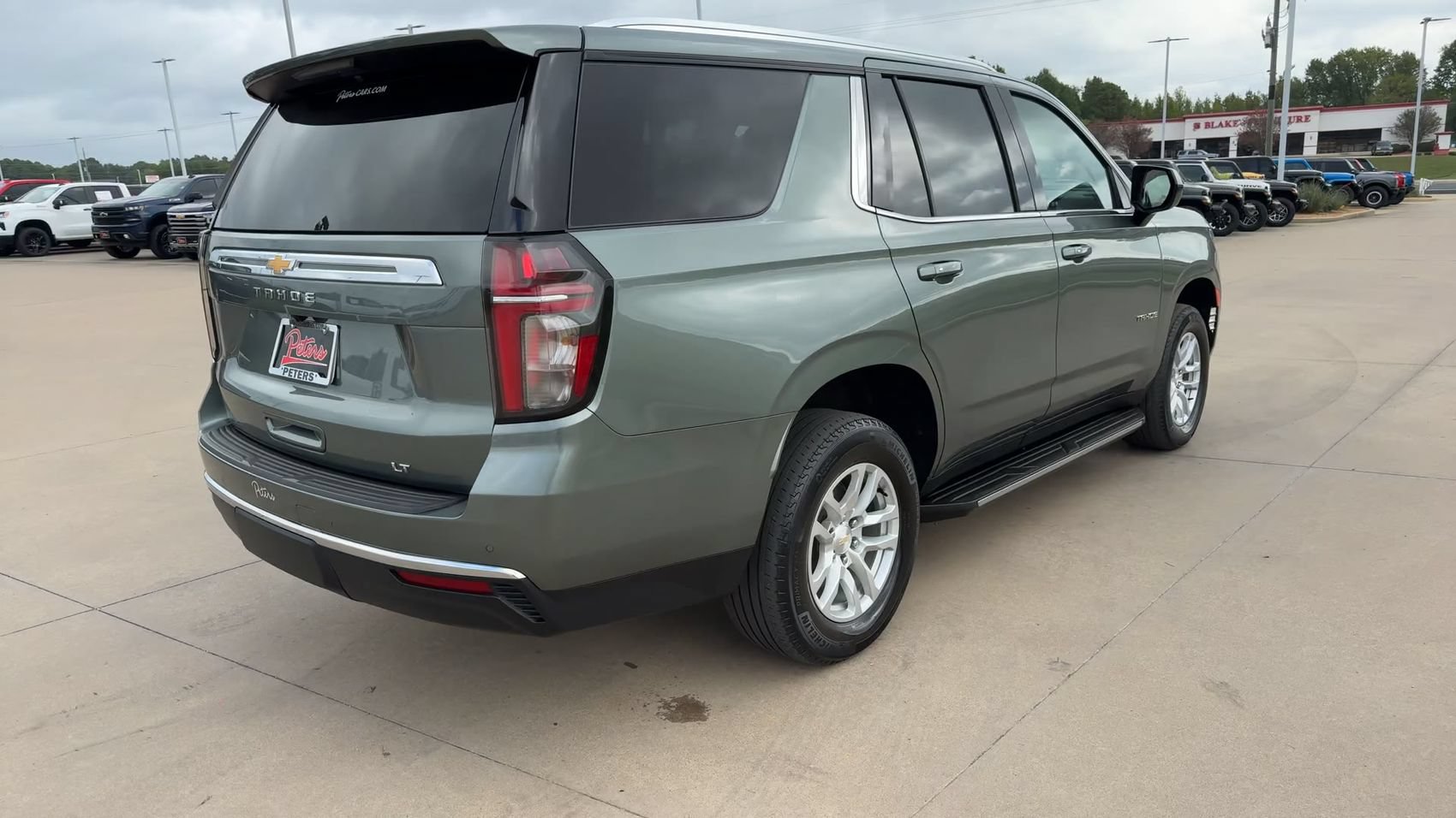 Used 2024 Chevrolet Tahoe LT RWD image 9