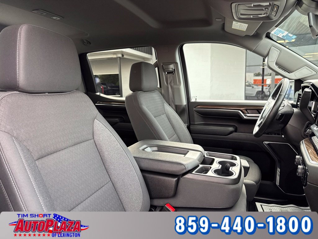 Used 2024 Chevrolet Silverado 1500 LT AWD/4WD image 44