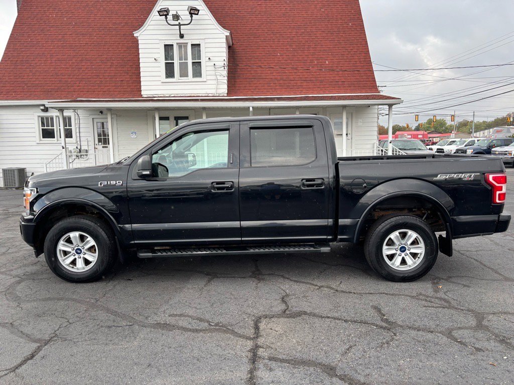 Used 2018 Ford F150 XLT w/ Equipment Group 302A Luxury image 4
