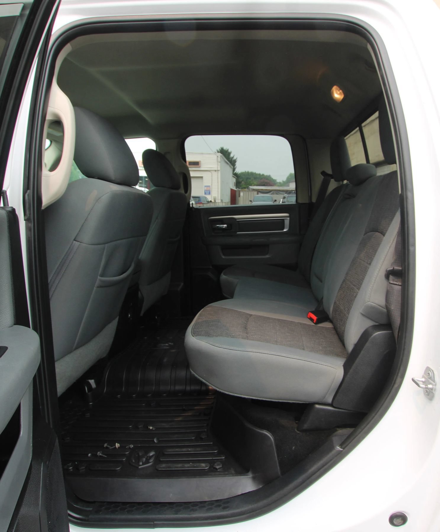 Used 2015 RAM 1500 Big Horn AWD/4WD image 11