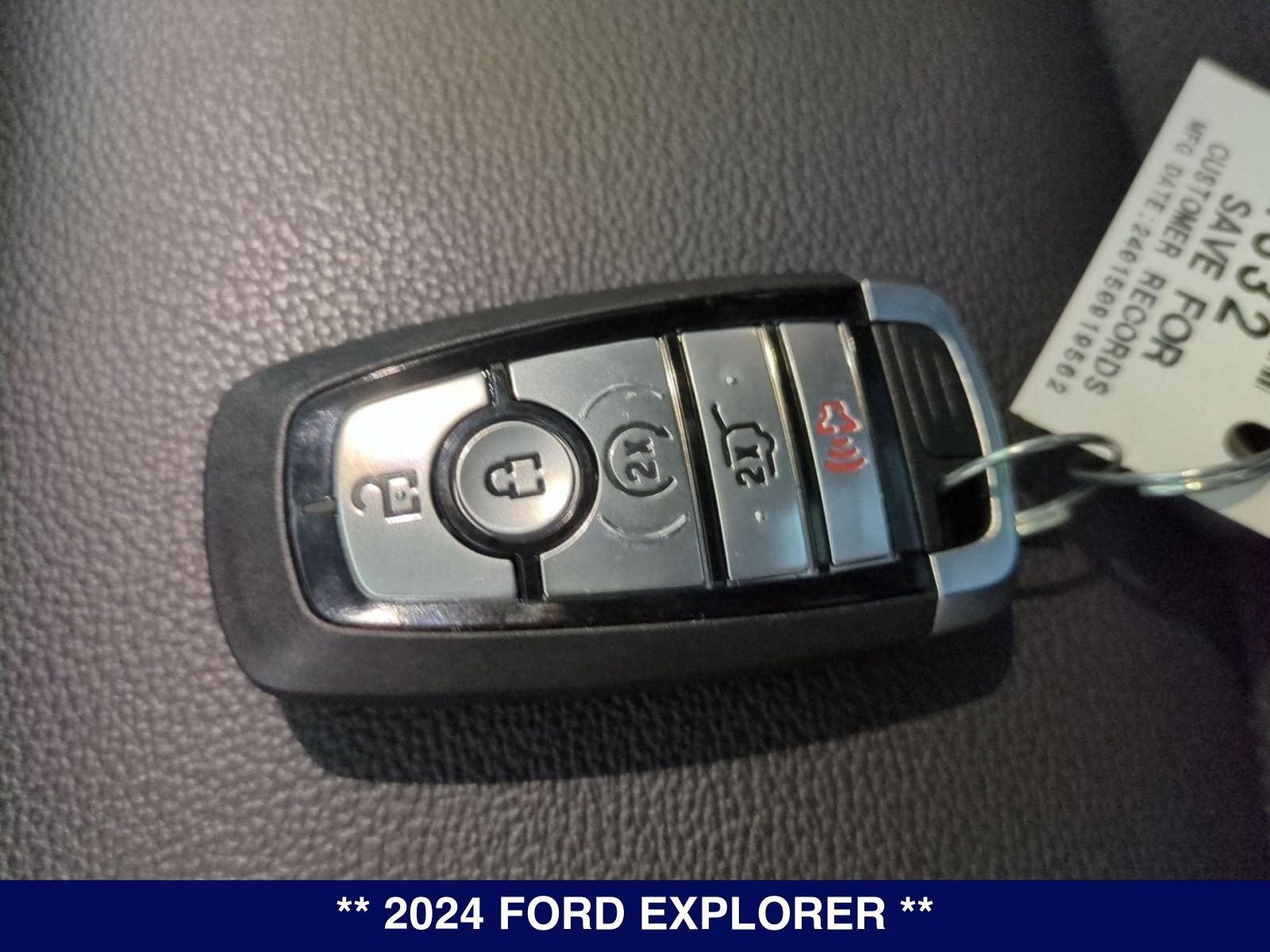 New 2024 Ford Explorer ST-Line w/ Class IV Trailer Tow Package image 35