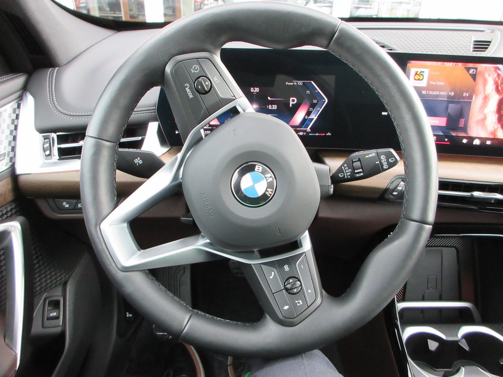 Used 2025 BMW X1 xDrive28i w/ Premium Package AWD/4WD image 38
