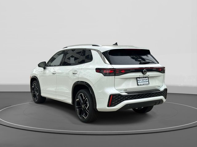New 2026 Volkswagen Tiguan SEL R-Line AWD/4WD image 3