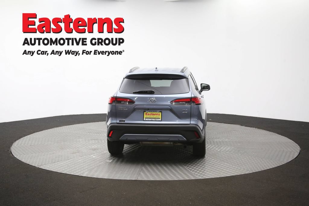 Used 2022 Toyota Corolla Cross XLE w/ Convenience Package AWD/4WD image 38